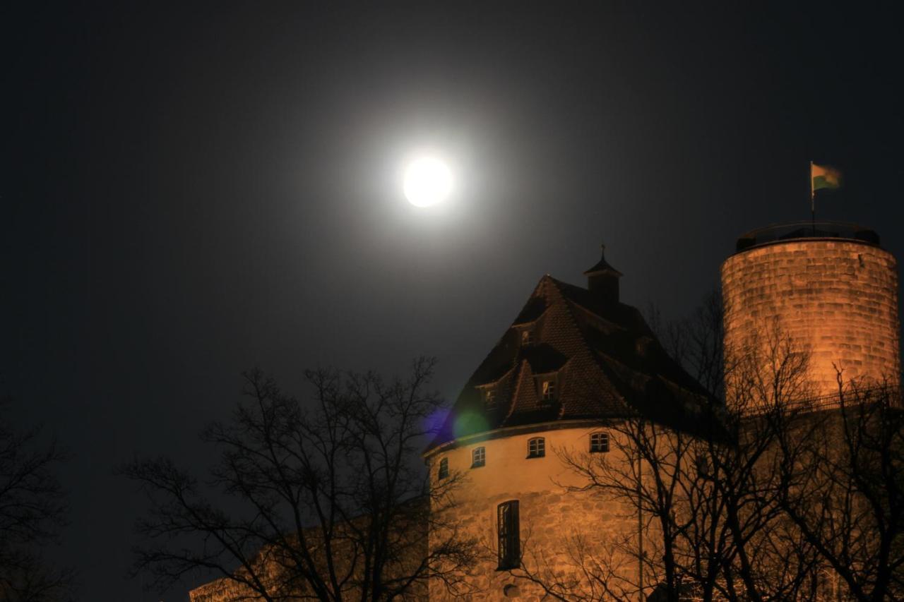 Apartment Mit Burgblick Im Gruenen, Familie Held Burgthann Exterior photo