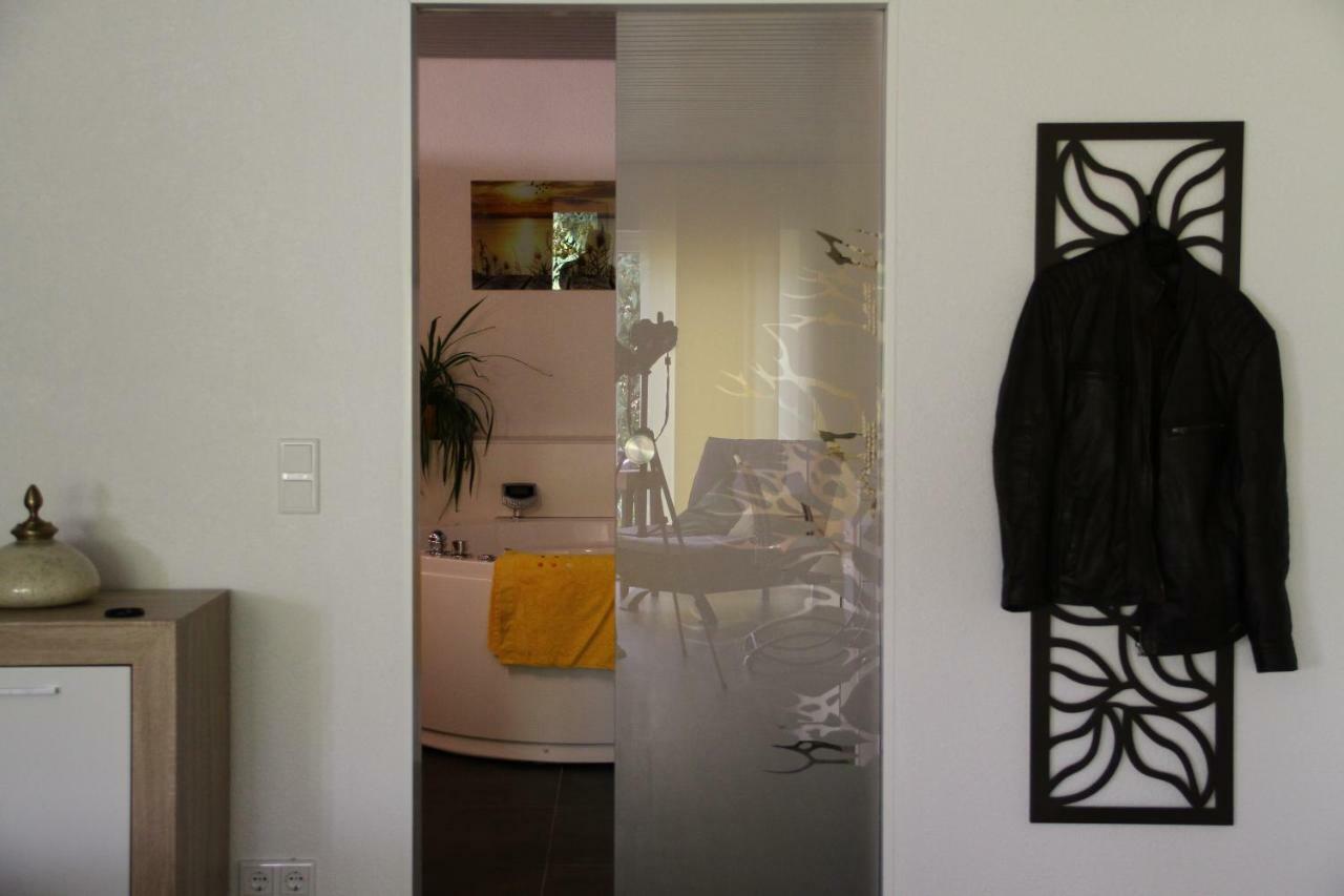 Apartment Mit Burgblick Im Gruenen, Familie Held Burgthann Exterior photo