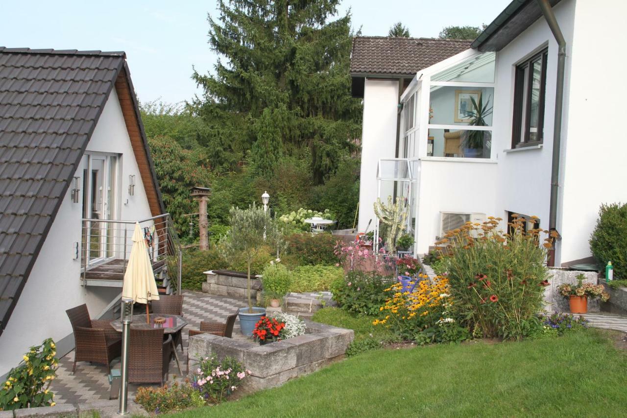 Apartment Mit Burgblick Im Gruenen, Familie Held Burgthann Exterior photo