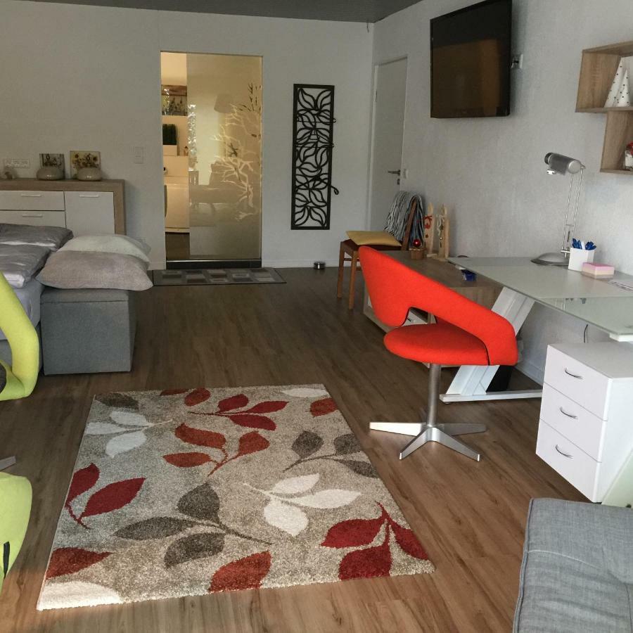 Apartment Mit Burgblick Im Gruenen, Familie Held Burgthann Exterior photo